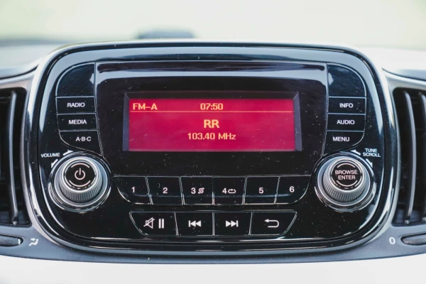 Fiat 500 1.0 Mild-Hybrid Cult 19