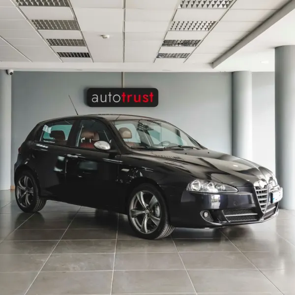 Alfa Romeo 147 1.9 JTD M-Jet Q2 43