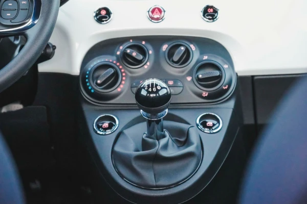 Fiat 500 1.0 Mild-Hybrid Cult 17