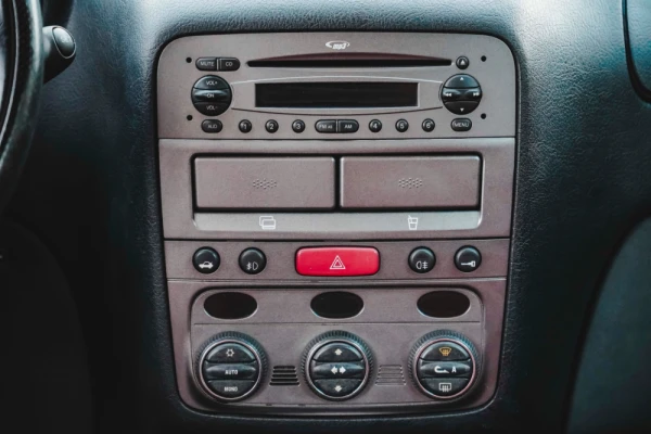 Alfa Romeo 147 1.9 JTD M-Jet Q2 16