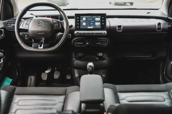 Citroën C4 Cactus 1.2 PureTech Shine 7