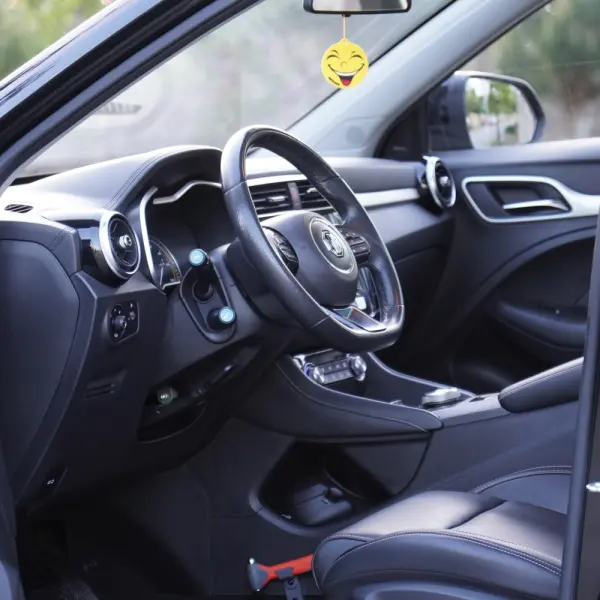 MG ZS EV 44.5 kWh Luxury 16