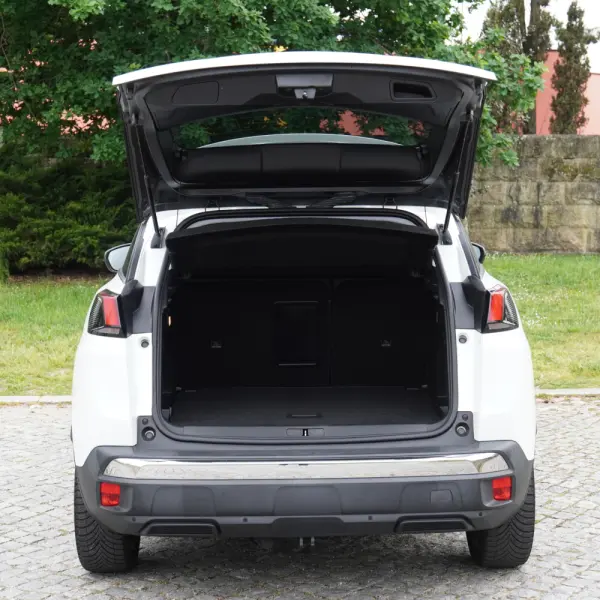 Peugeot 3008 1.2 PureTech Allure EAT8 55