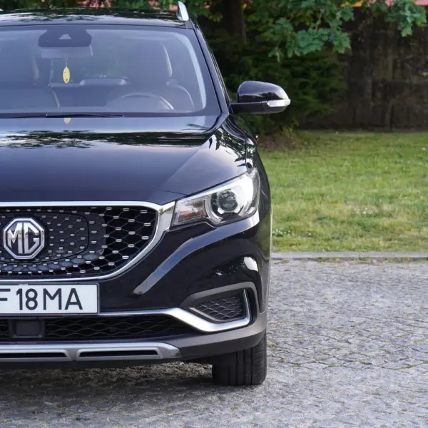 MG ZS EV 44.5 kWh Luxury 41