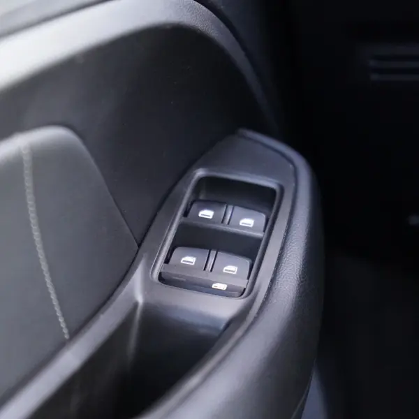 MG ZS EV 44.5 kWh Luxury 37