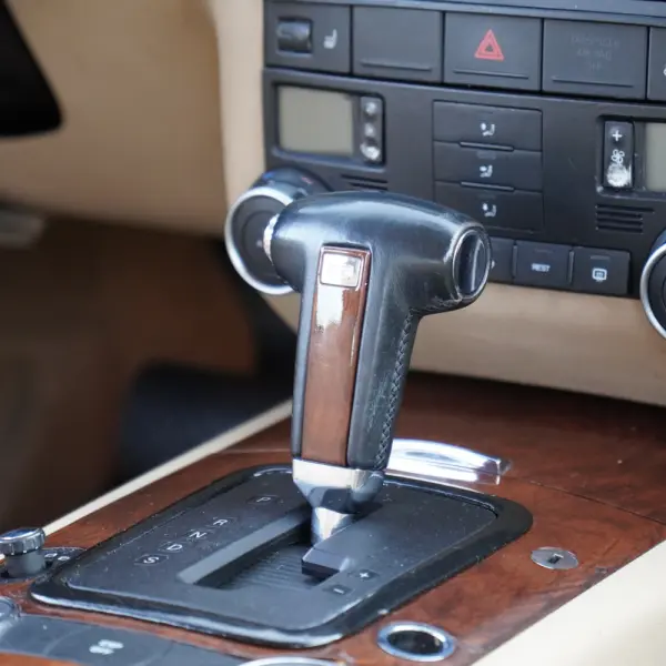 Volkswagen Touareg 2.5 TDi Tiptronic 17