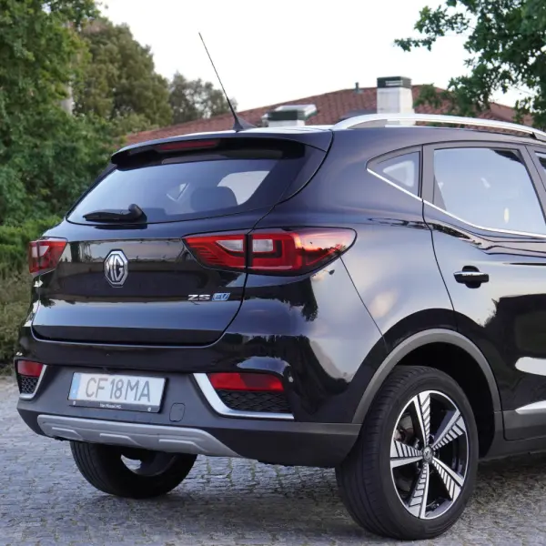 MG ZS EV 44.5 kWh Luxury 39