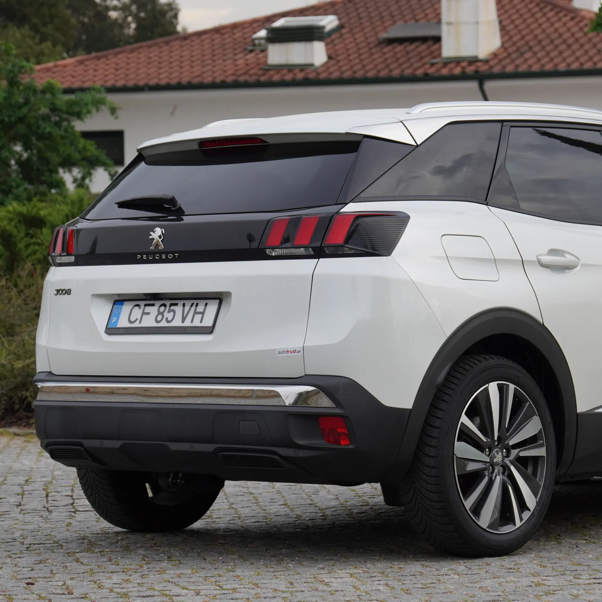 Peugeot 3008 1.2 PureTech Allure EAT8 41
