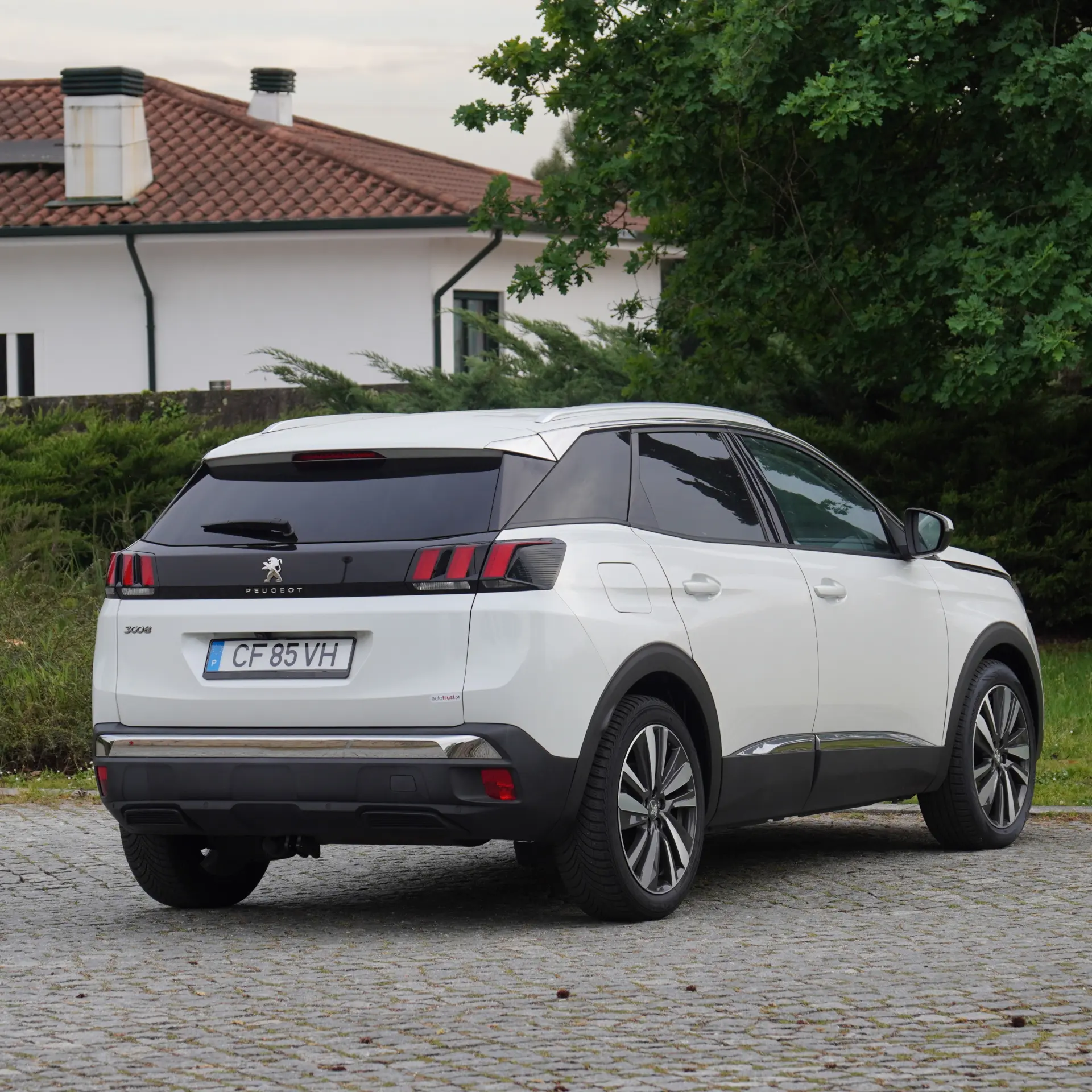 Peugeot 3008 1.2 PureTech Allure EAT8 36