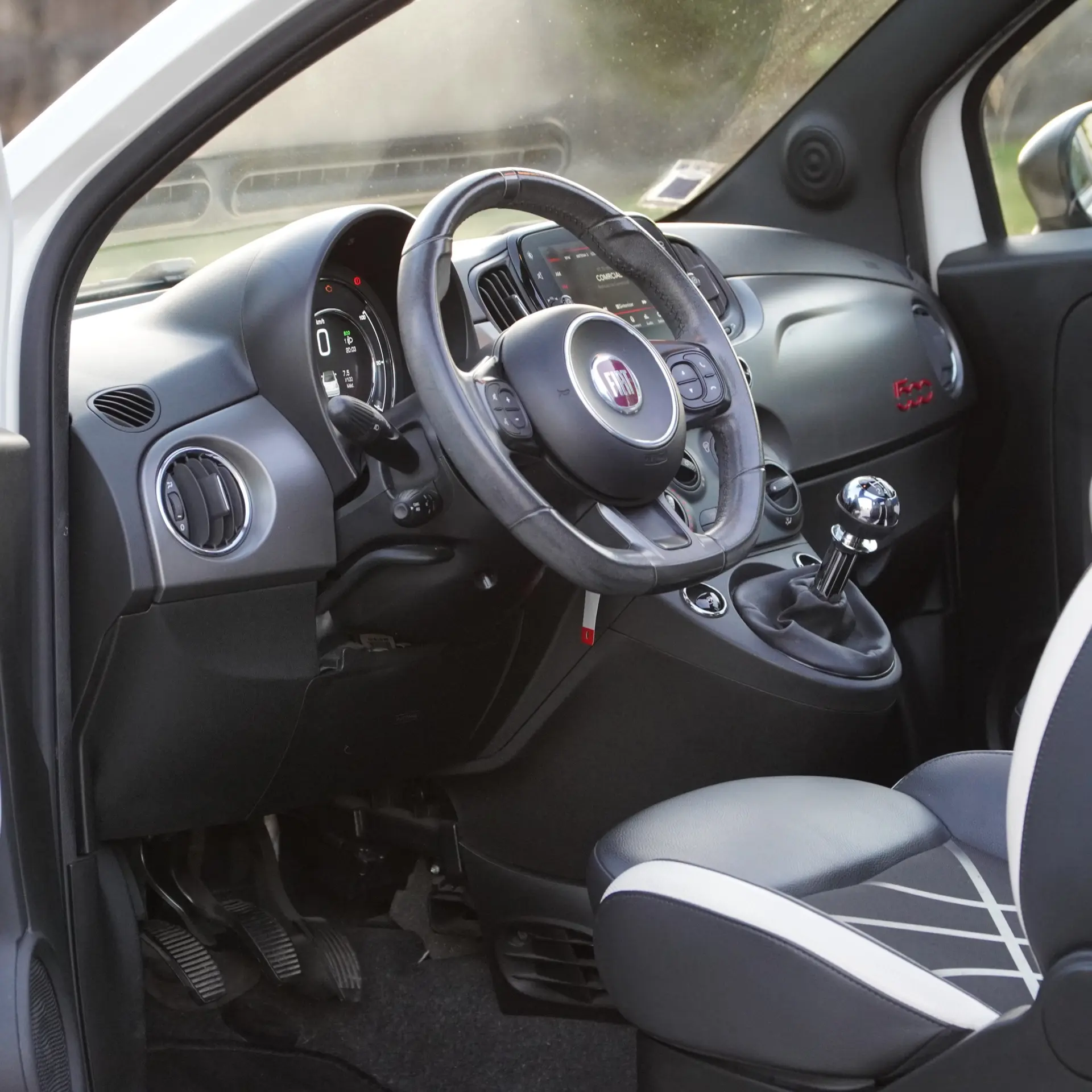 Fiat 500C 0.9 8V TwinAir S 16