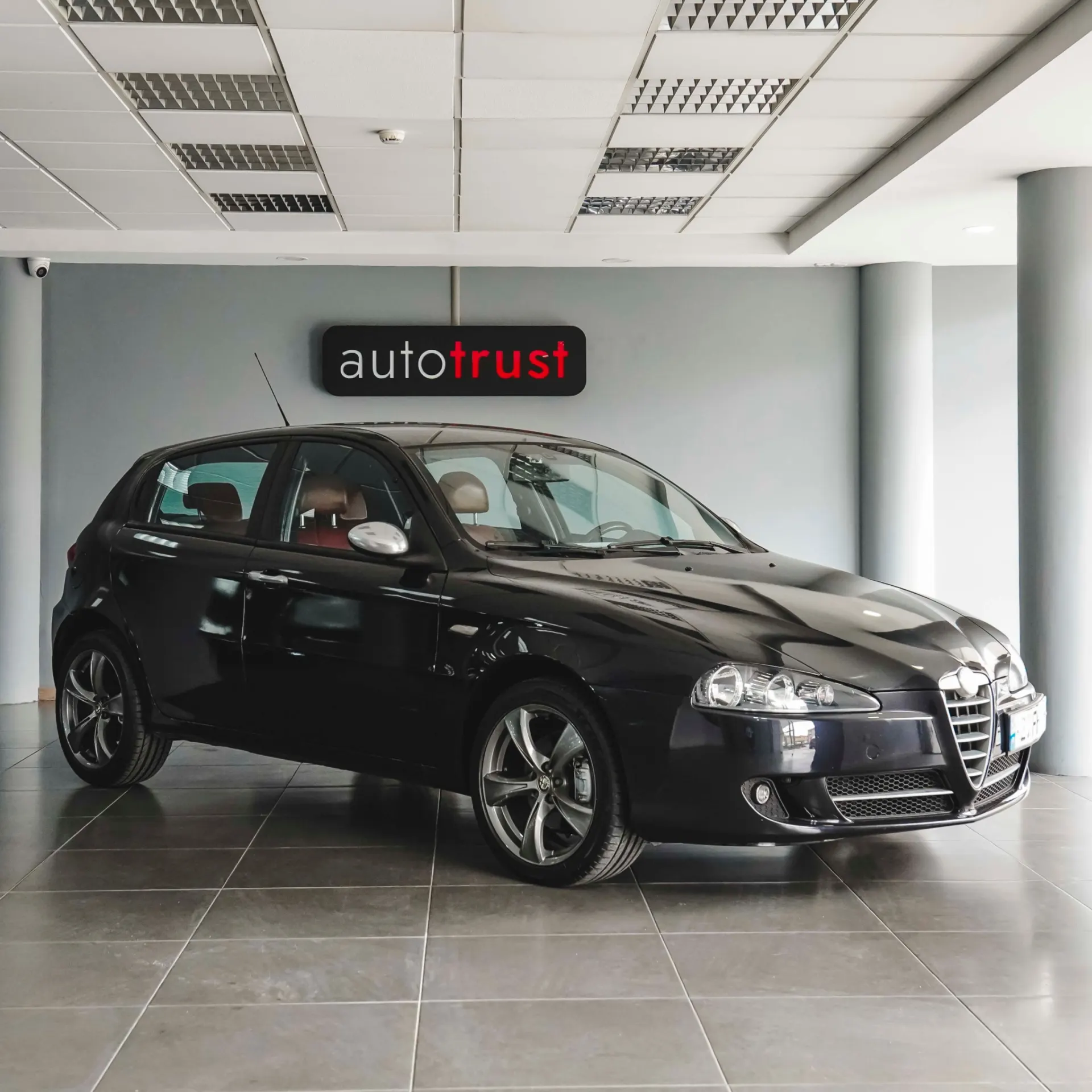 Alfa Romeo 147 1.9 JTD M-Jet Q2 43