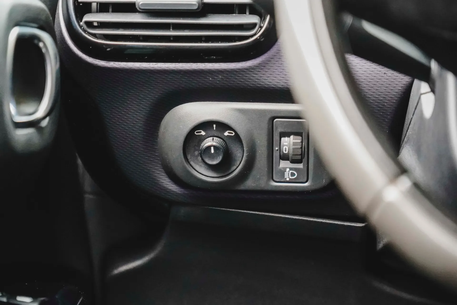 Citroën C4 Cactus 1.2 PureTech Shine 24