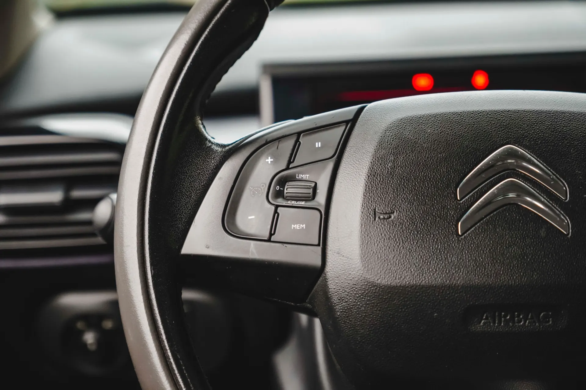 Citroën C4 Cactus 1.2 PureTech Shine 22