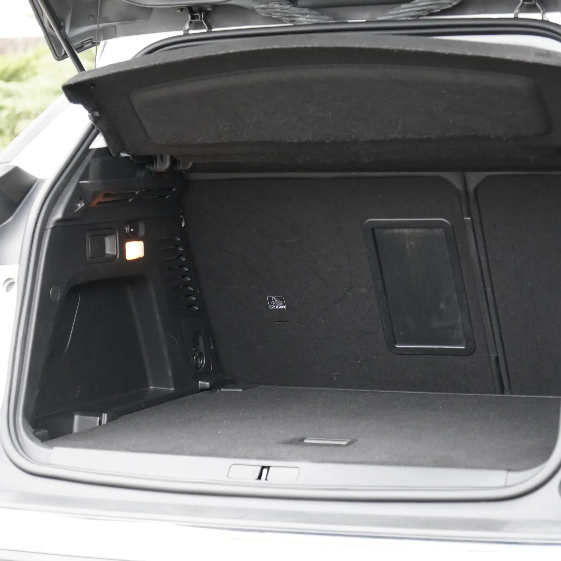 Peugeot 3008 1.2 PureTech Allure EAT8 56