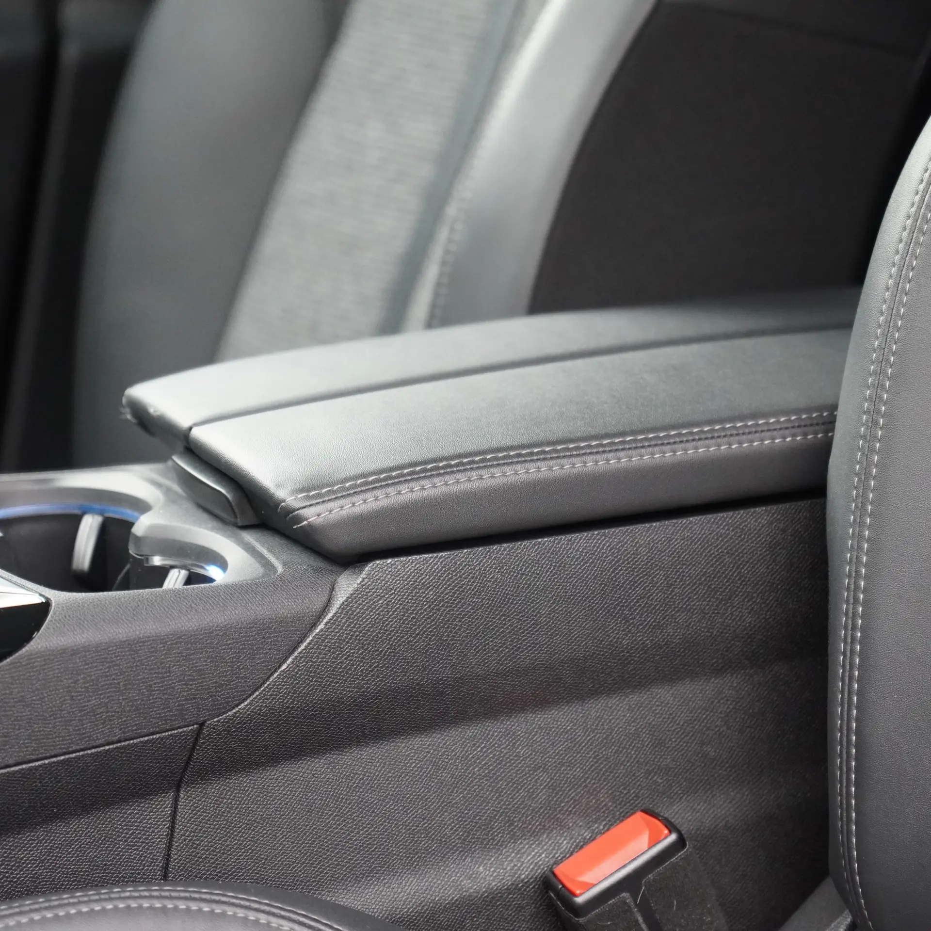 Peugeot 3008 1.2 PureTech Allure EAT8 12