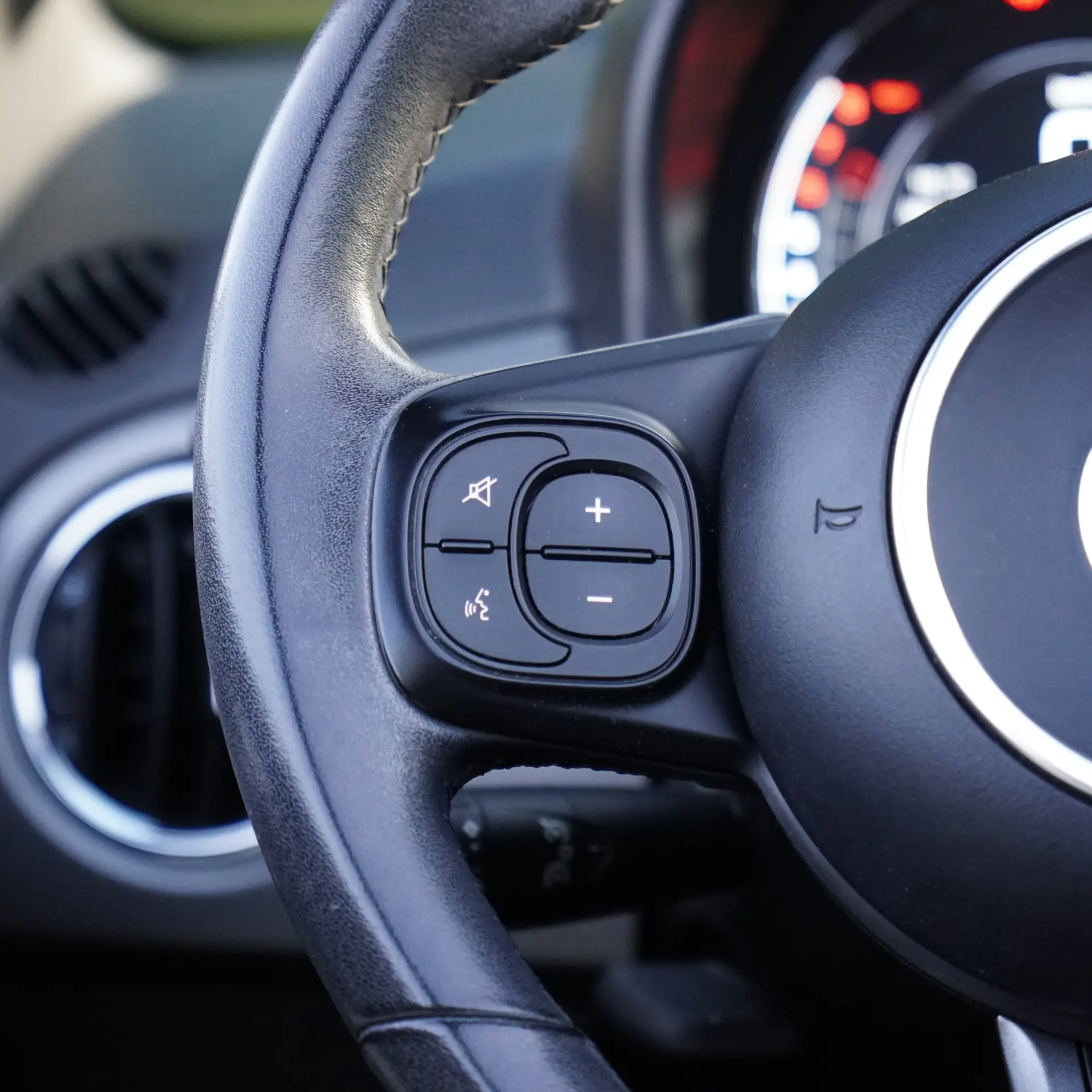 Fiat 500C 0.9 8V TwinAir S 18