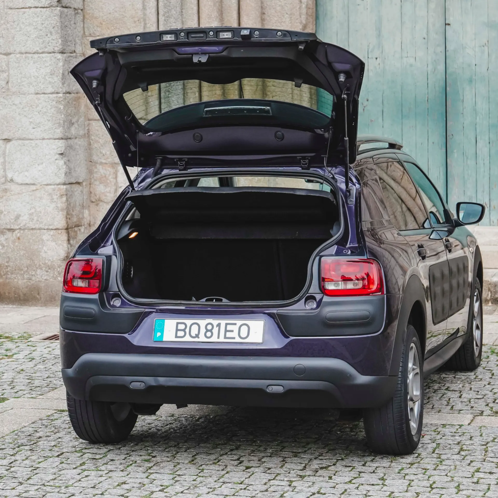 Citroën C4 Cactus 1.2 PureTech Shine 53