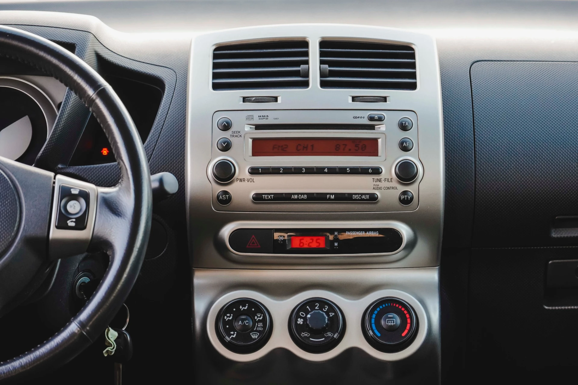 Toyota Urban Cruiser 1.4 D-4D 13