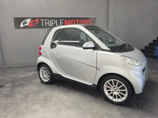 Smart ForTwo Coupé 0.8 cdi Passion 45 9