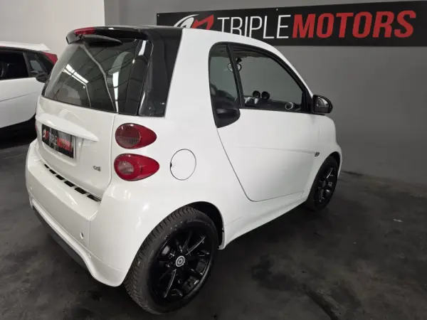 Smart ForTwo Coupé 0.8 cdi Passion 54 8
