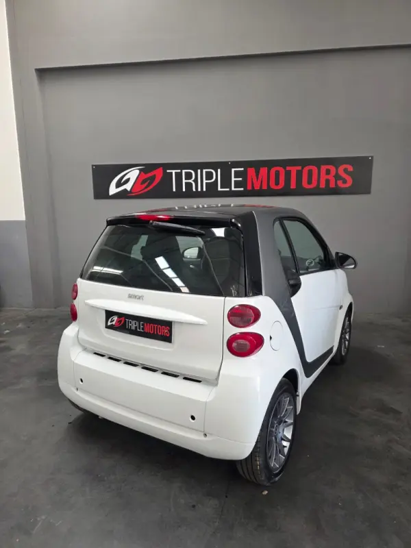 Smart ForTwo Coupé 0.8 cdi Passion 54 4