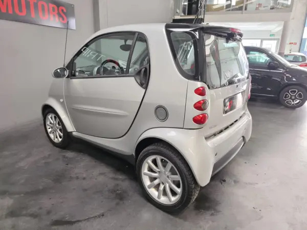 Smart ForTwo Coupé 0.8 cdi Passion 45 4