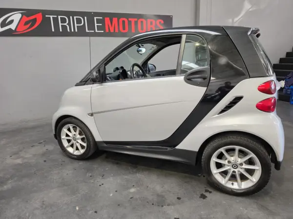 Smart ForTwo Coupé 0.8 cdi Passion 54 15