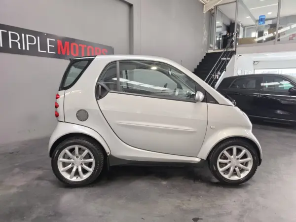 Smart ForTwo Coupé 0.8 cdi Passion 45 6