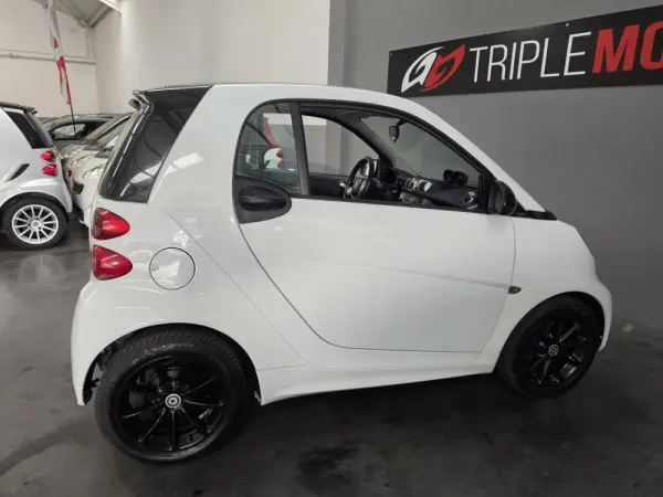 Smart ForTwo Coupé 0.8 cdi Passion 54 10
