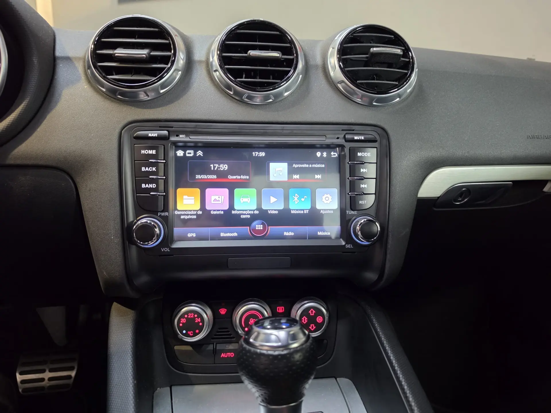 Audi TT Coupé 2.0 TDI ultra quattro S tronic 32