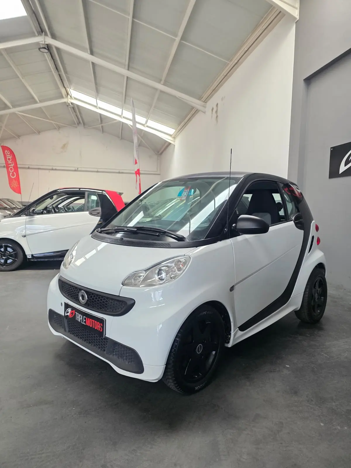 Smart ForTwo Coupé 1.0 mhd Pure 71 Softouch 6