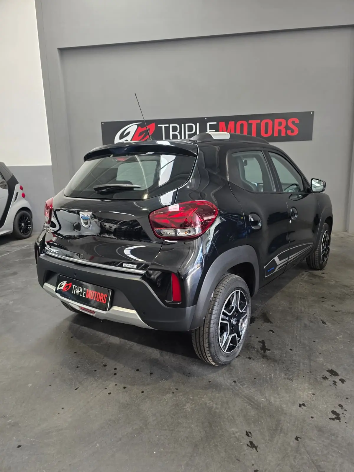 Dacia Spring Electric 45 Comfort Plus 8