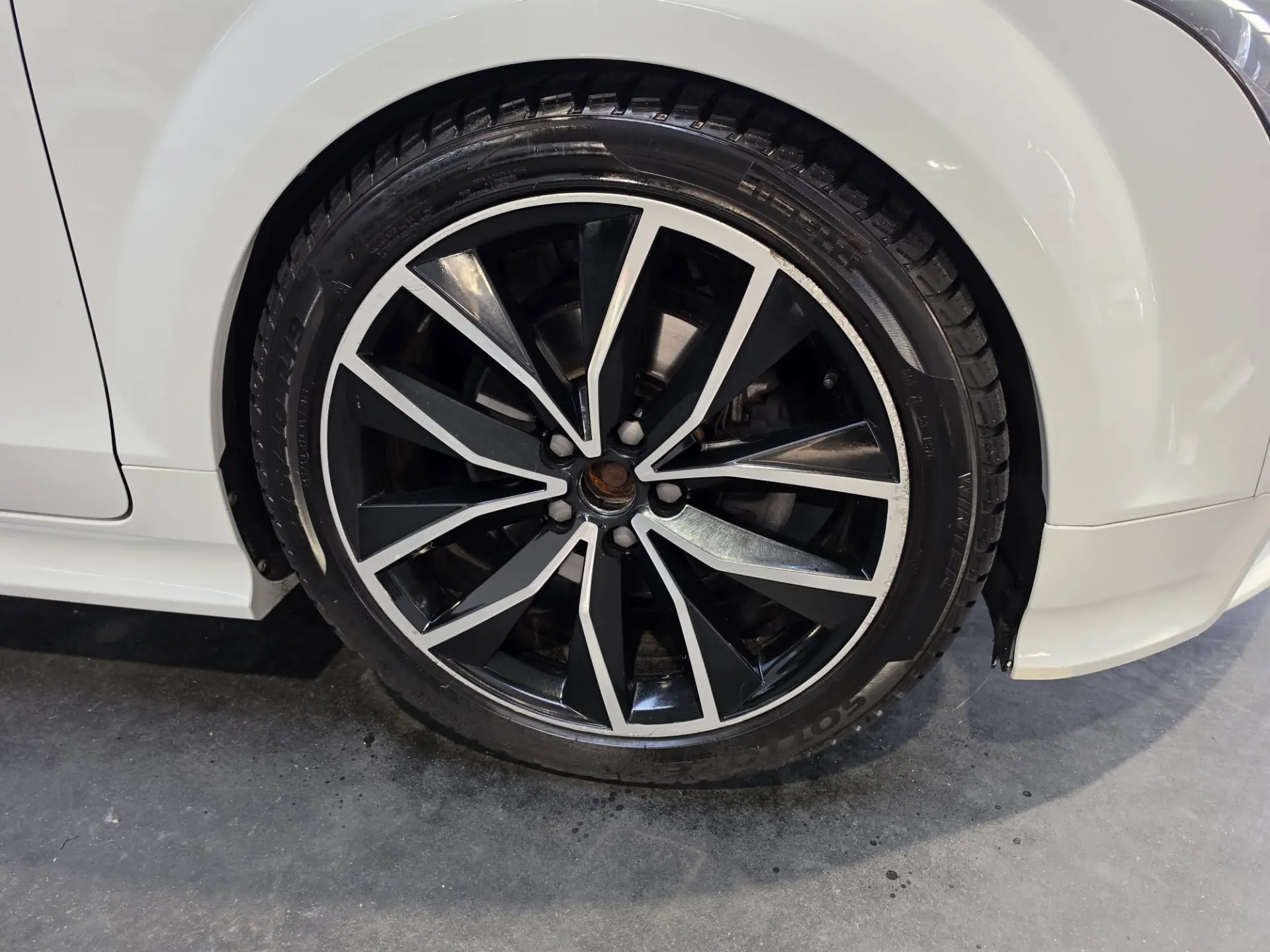 Audi TT Coupé 2.0 TDI ultra quattro S tronic 5