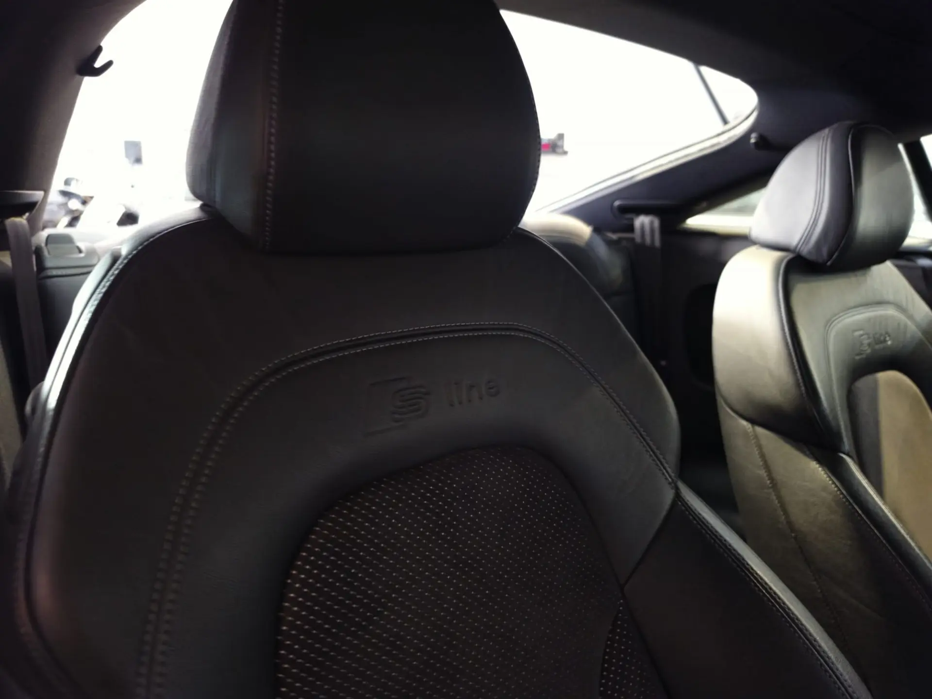 Audi TT Coupé 2.0 TDI ultra quattro S tronic 36