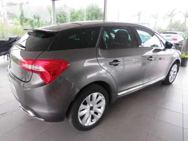 Citroën DS5 1.6 BlueHDi So Chic 3