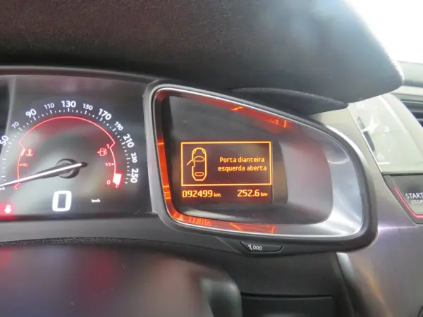 Citroën DS5 1.6 BlueHDi So Chic 12