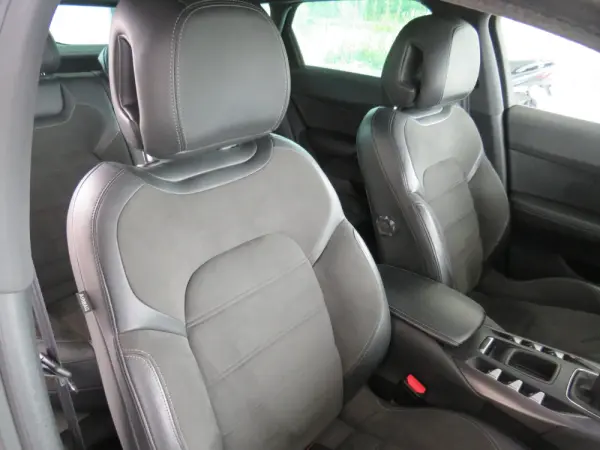 Citroën DS5 1.6 BlueHDi So Chic 28