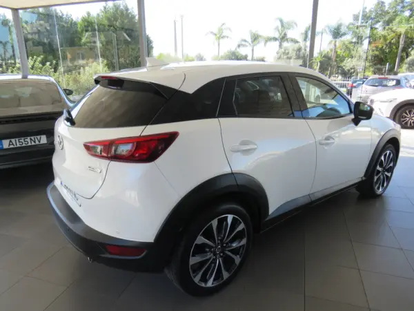 Mazda CX-3 CX3-SKYACTIV-D 6