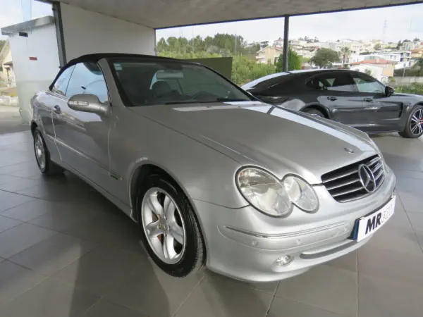 Mercedes-Benz CLK 200 K Avantgarde 3