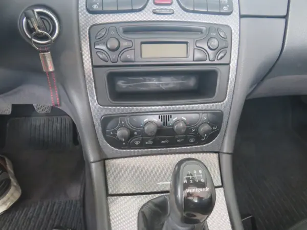 Mercedes-Benz CLK 200 K Avantgarde 17