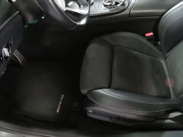 Mercedes-Benz E 300 de AMG Line 36