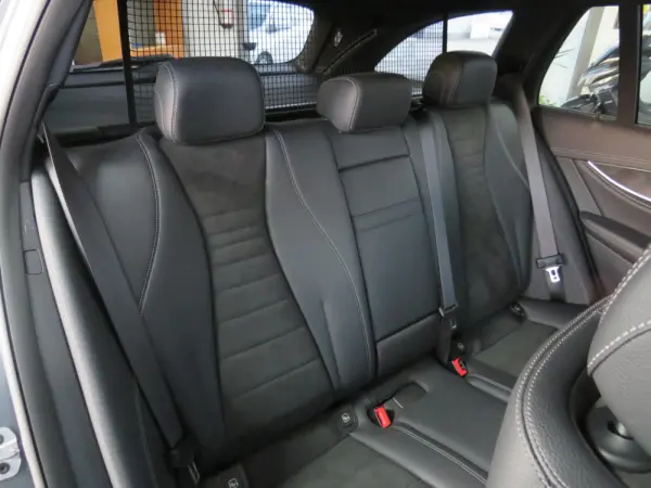 Mercedes-Benz E 300 de AMG Line 43