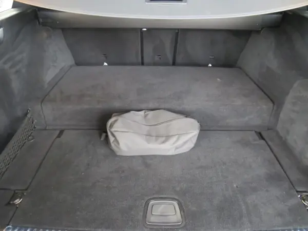 Mercedes-Benz E 300 de AMG Line 52