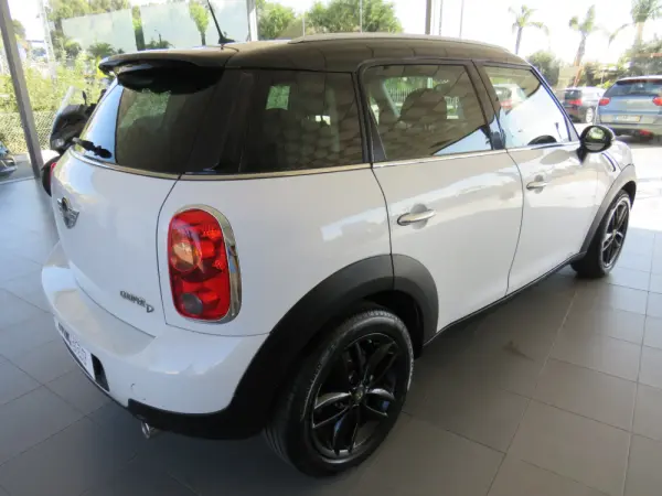 MINI Countryman Cooper D 4