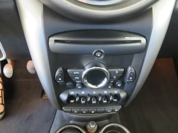 MINI Countryman Cooper D 15