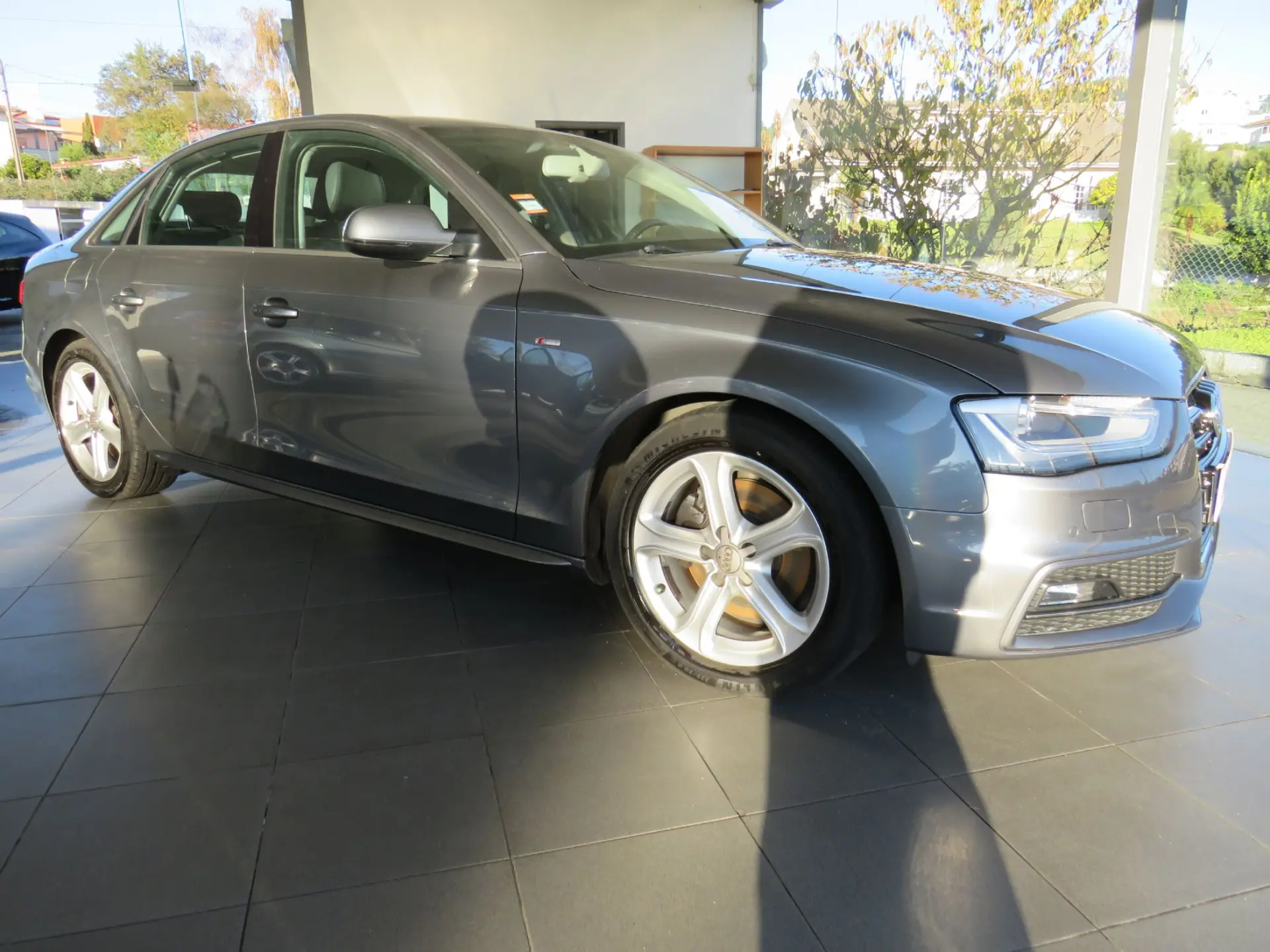 Audi A4 2.0 TDI SPORT 7