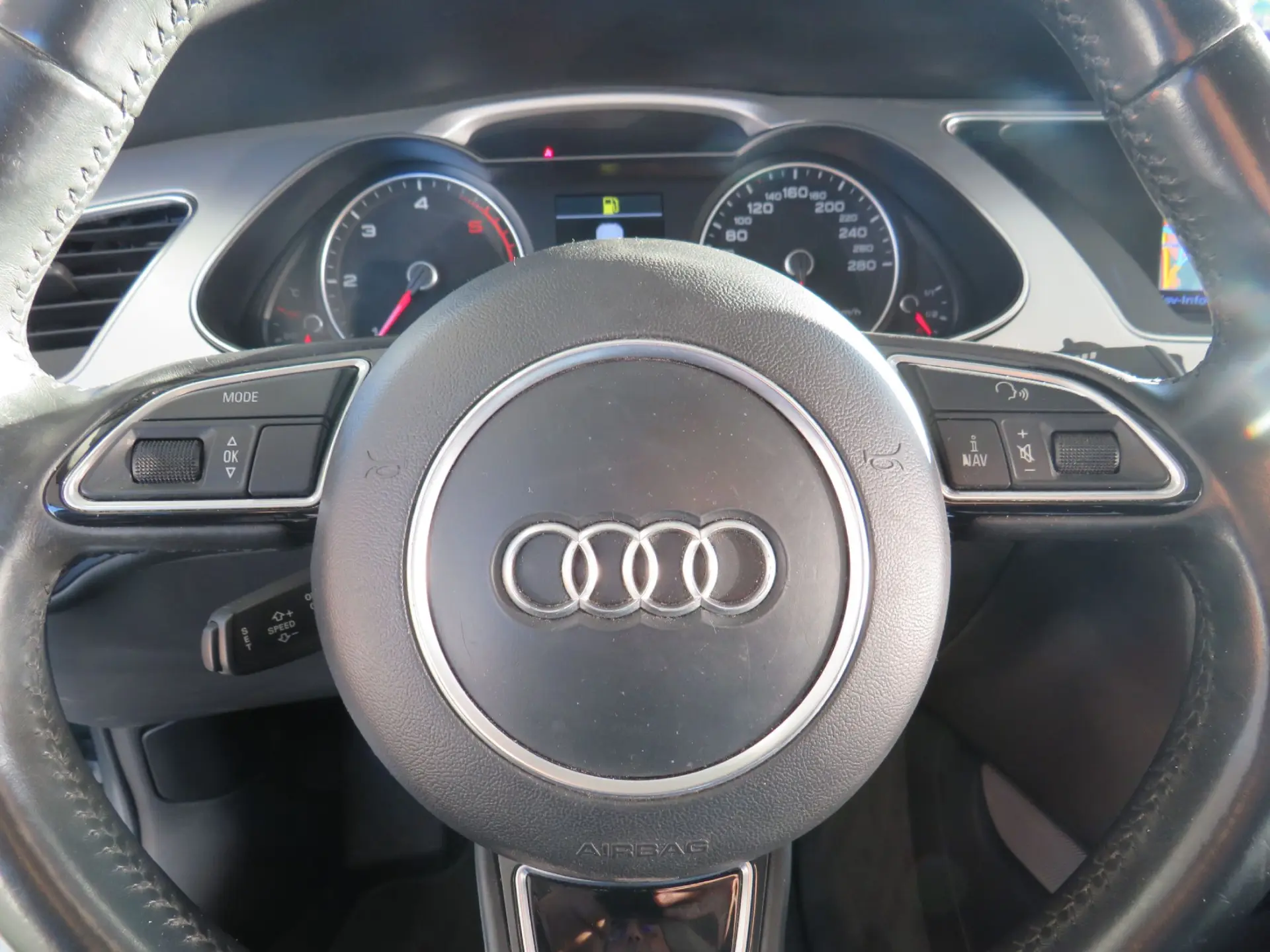 Audi A4 2.0 TDI SPORT 20