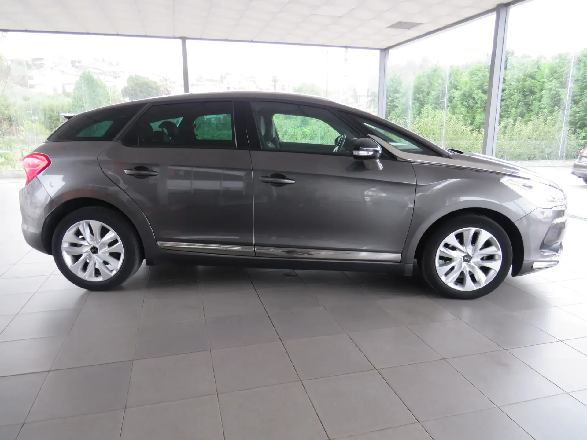 Citroën DS5 1.6 BlueHDi So Chic 2