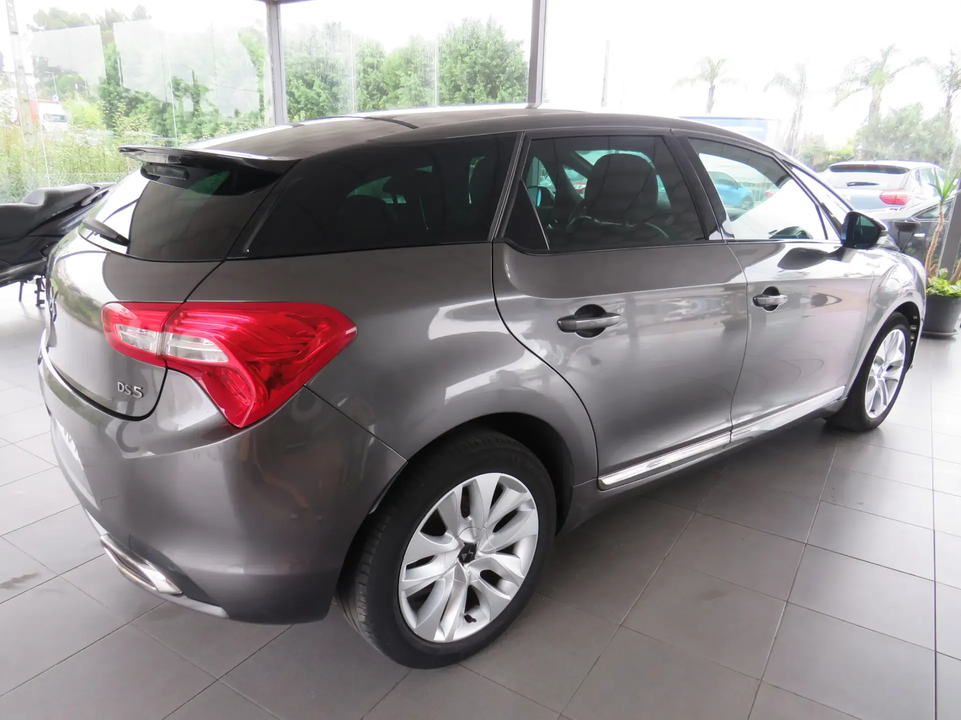 Citroën DS5 1.6 BlueHDi So Chic 3
