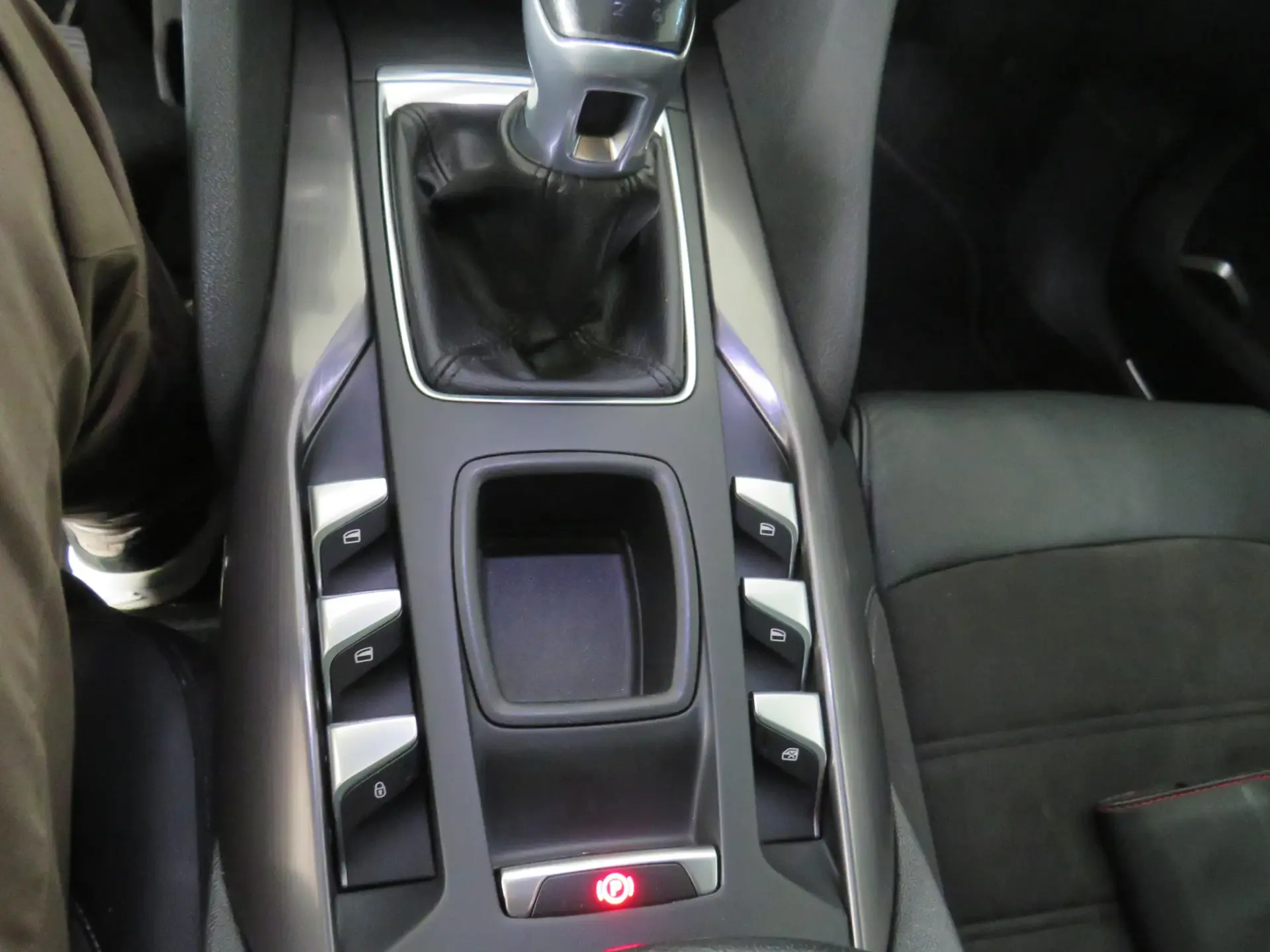 Citroën DS5 1.6 BlueHDi So Chic 22